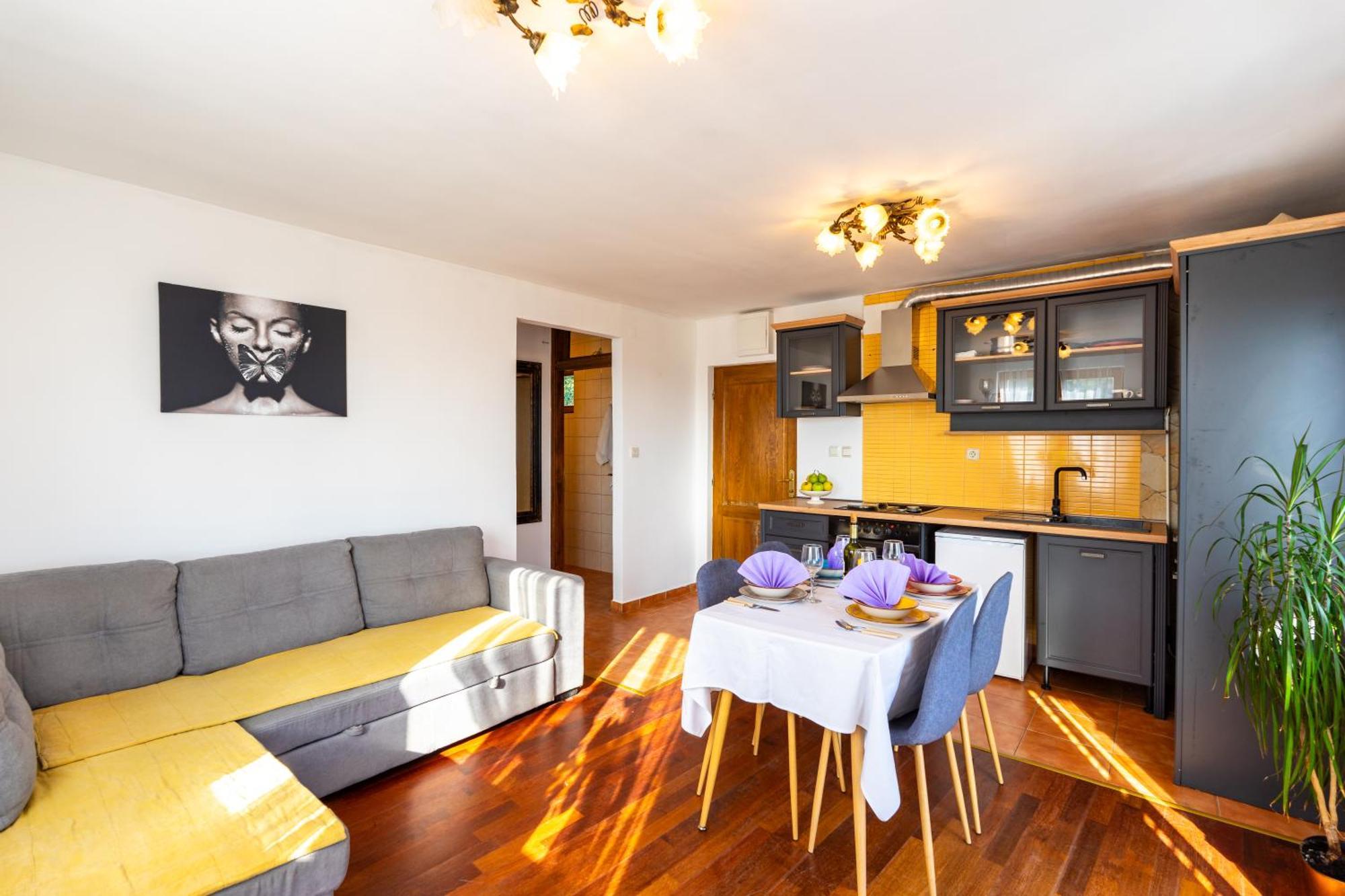 Olive Garden House In Zrnovnica With A View & Bbq别墅 外观 照片