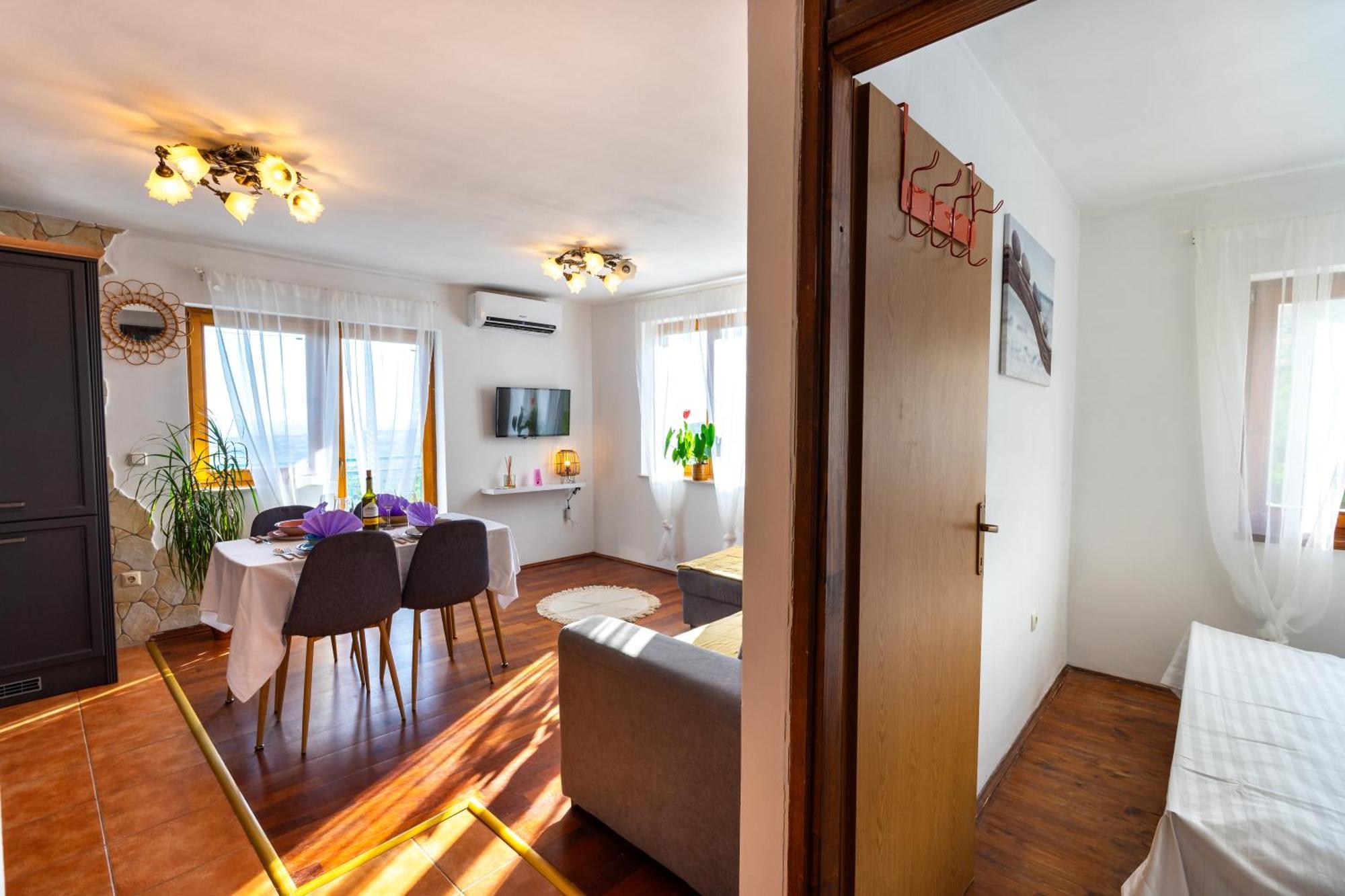 Olive Garden House In Zrnovnica With A View & Bbq别墅 外观 照片